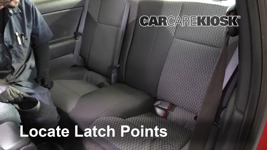 2006 Chevrolet Cobalt LT 2.2L 4 Cyl. Coupe (2 Door) Car Seats Install